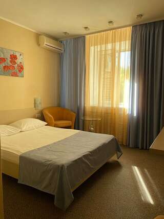 Гостиница Восьмое небо Киров Одноместный номер с душем-9