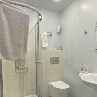 Гостиница Восьмое небо Киров Двухместный стандарт (2 кровати)-11