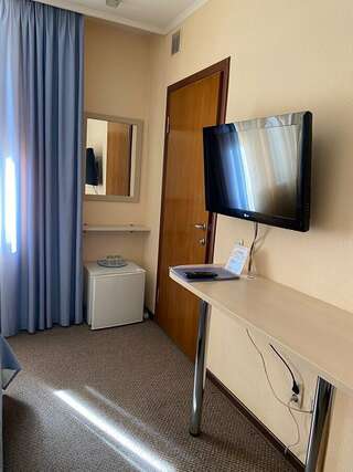 Гостиница Восьмое небо Киров Одноместный номер с душем-10