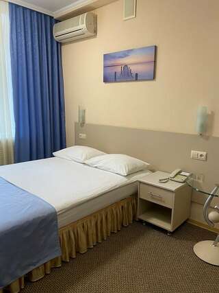 Гостиница Восьмое небо Киров Одноместный номер с душем-6