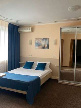 Гостиница Восьмое небо Киров Стандартный одноместный номер-5