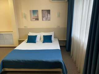 Гостиница Восьмое небо Киров Двухместный номер с 1 кроватью и гидромассажной ванной-2