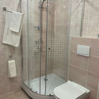 Гостиница Восьмое небо Киров Одноместный стандарт (с душем)-9