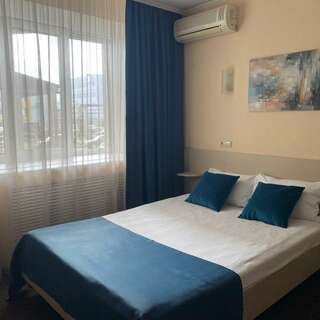 Гостиница Восьмое небо Киров Одноместный стандарт (с ванной)-1