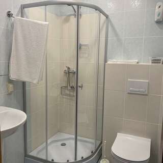 Гостиница Восьмое небо Киров Двухместный стандарт (2 кровати)-6