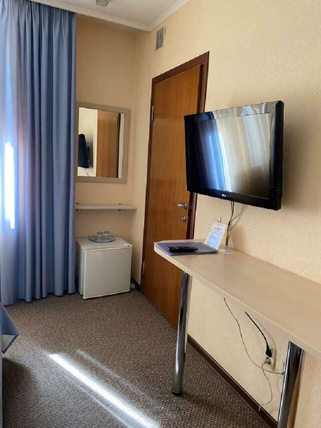 Гостиница Восьмое небо Киров-77